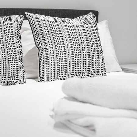 Seven Living Residences Solihull - Close To Nec & Bhx - Free Parking Bagian luar foto